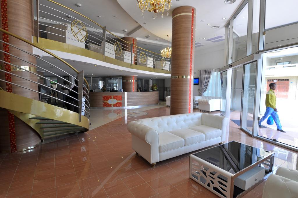 Benin Royal Hotel Котону Екстериор снимка