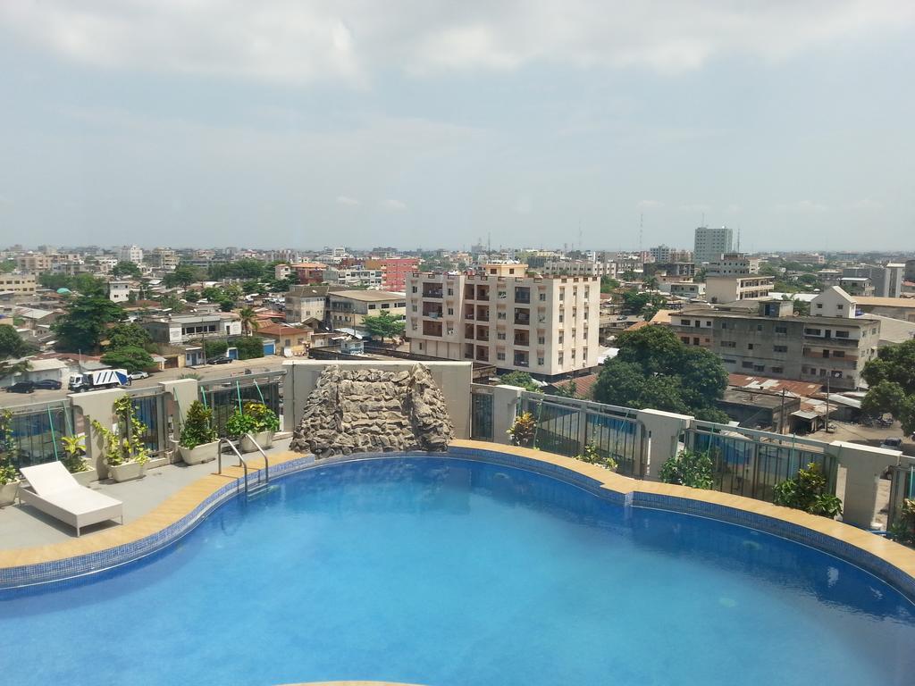 Benin Royal Hotel Котону Екстериор снимка